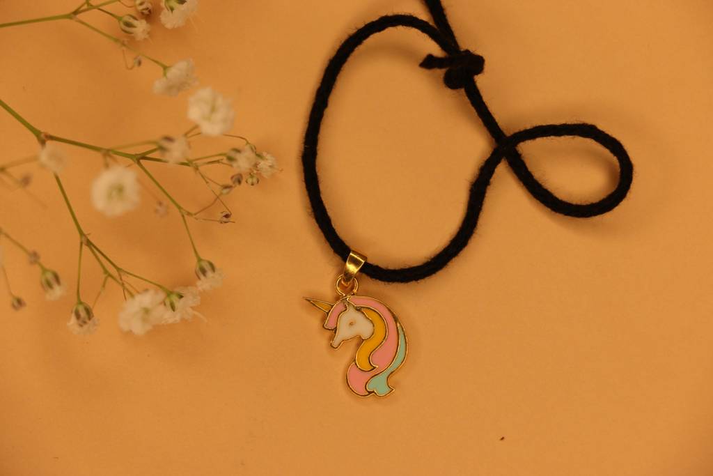 Unicorn Black Thread Nazarbattu : btuni