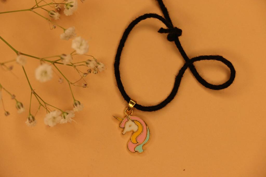 Unicorn Black Thread Nazarbattu : btuni