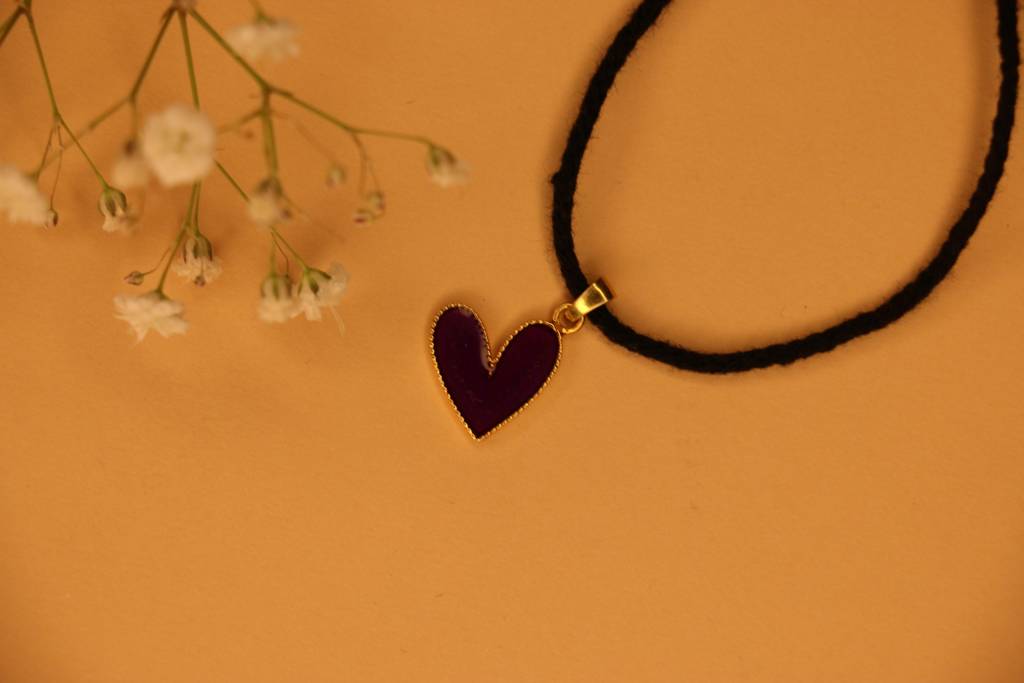 Heart Black Thread Nazarbattu : btheart