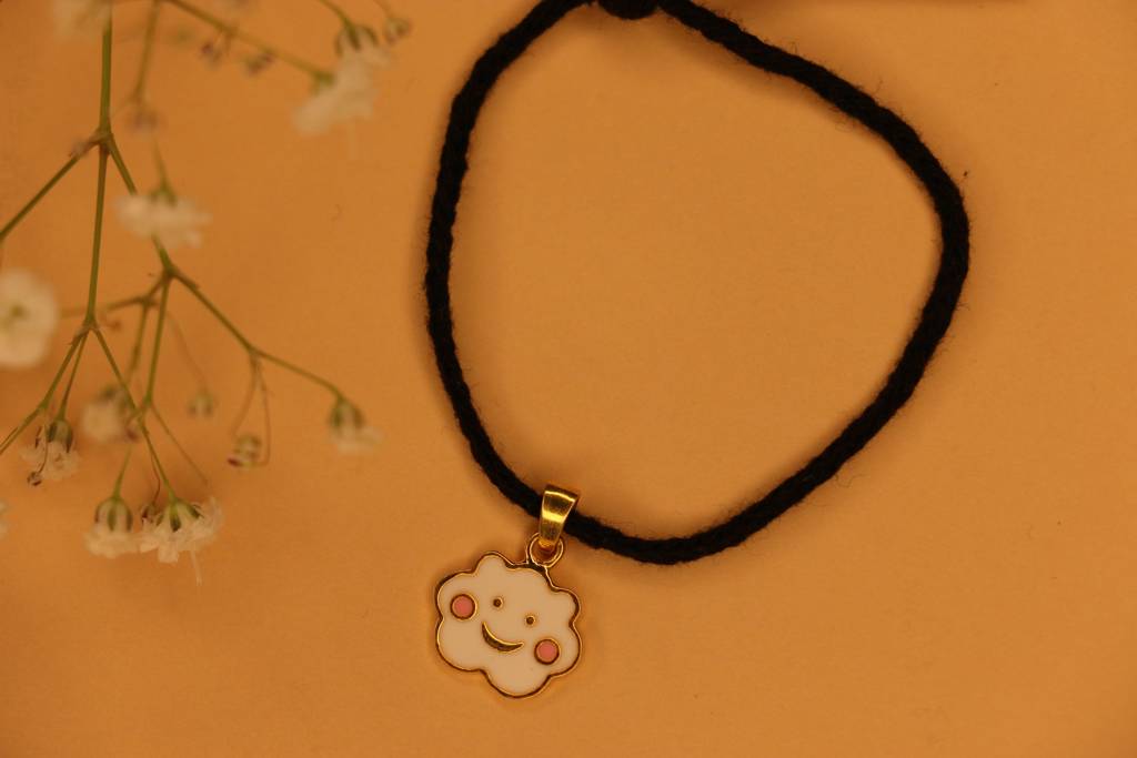Cloud Black Thread Nazarbattu : btcloud
