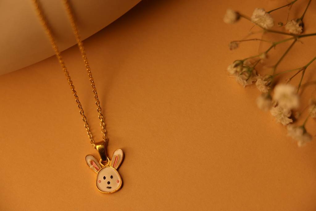 Bunny Necklace : kidnlbunny