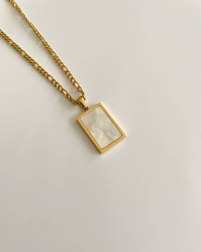 18K Gold Plated Mother Of Pearl Shell Necklace : N18
