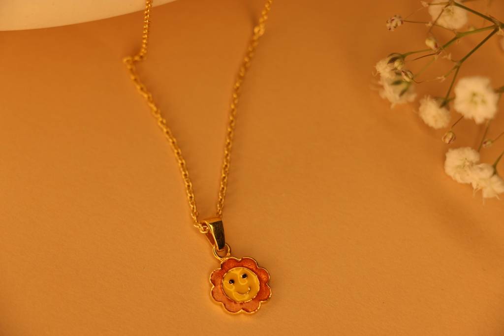 Sun Necklace : kidnlsun