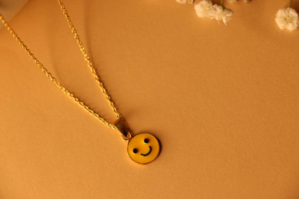 Smiley Necklace : kidnlsmiley