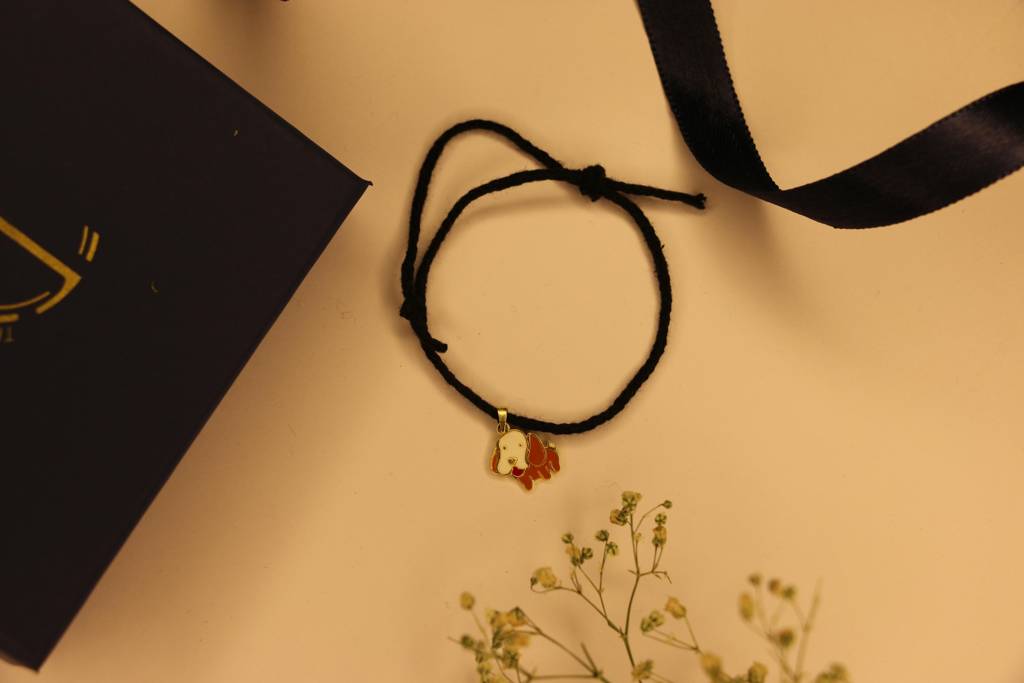 Dog Black Thread Nazarbattu : btdog