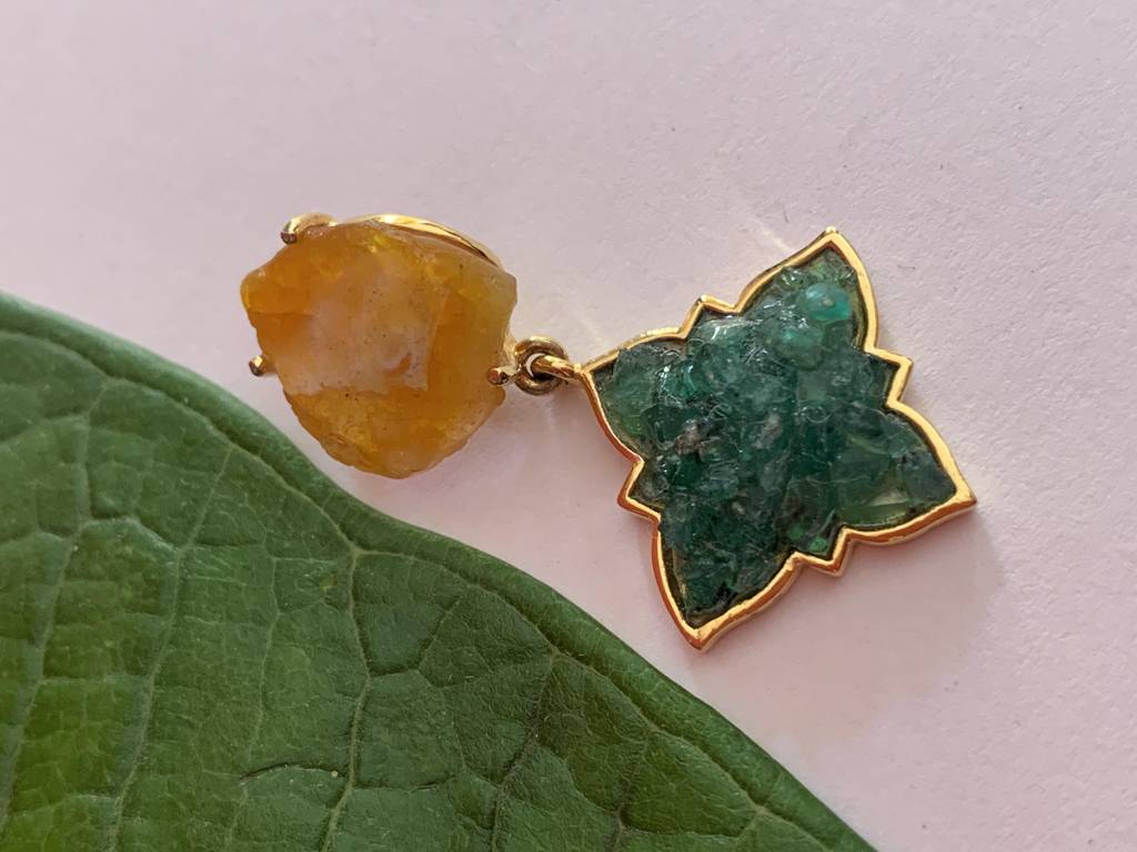 Natural Yellow Sapphire And Emerald Pendant : NH-PDT-02-YS-EM