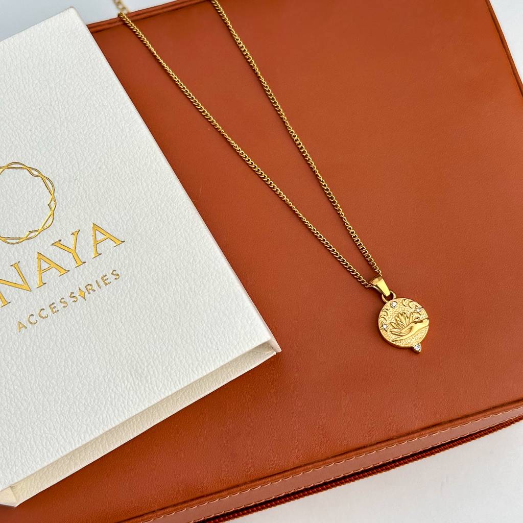 18Kt Gold Plated Engraved Tarot Stamp Necklace, Ziya : Ziya