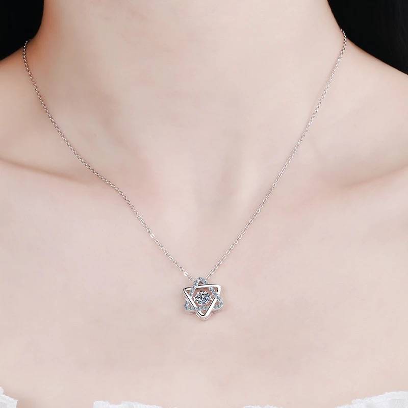 Snowflake Global 0.5 Ct Gra Certified Moissanite Pendant, 925 Sterling Silver With Free Chain D Vvs1 : StarPendant_0.5ct