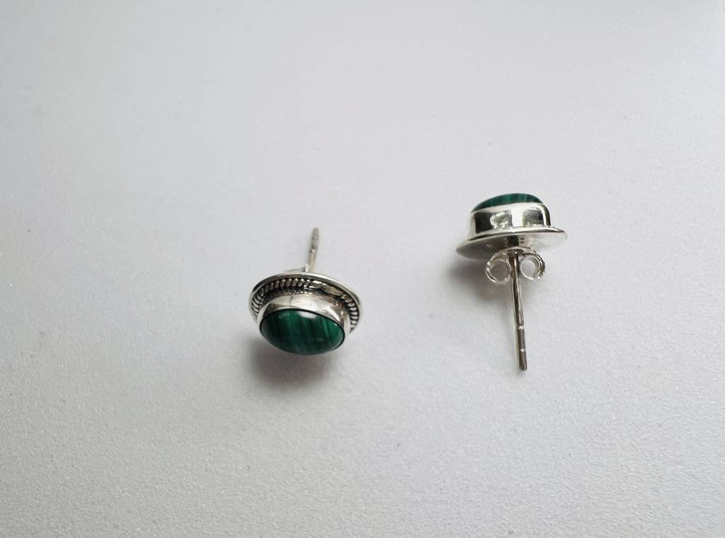 925 Sterling Silver Oval Shape Malachite Stud Earrings : ARSSE739