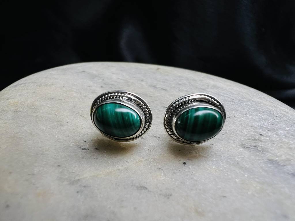 925 Sterling Silver Oval Shape Malachite Stud Earrings : ARSSE739
