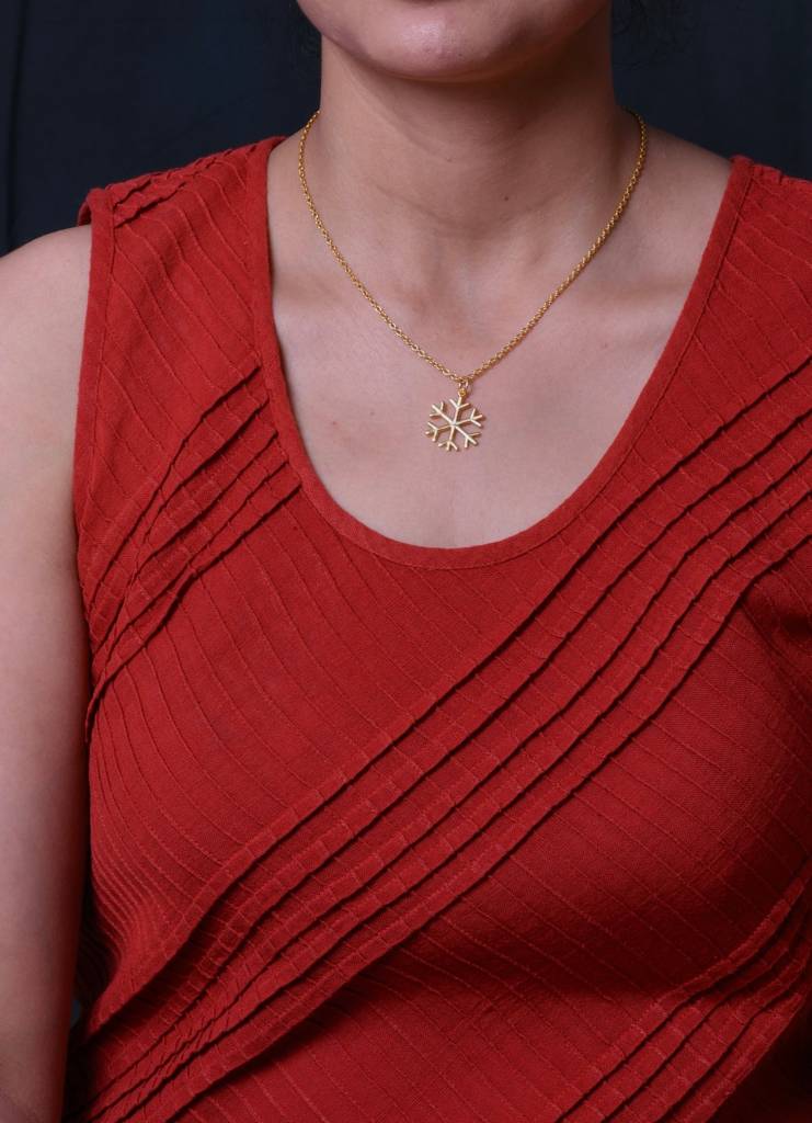 Snowflake Necklace : GRN40