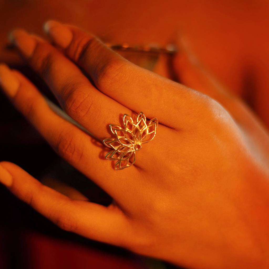 Lotus Bloom Ring : WLR06