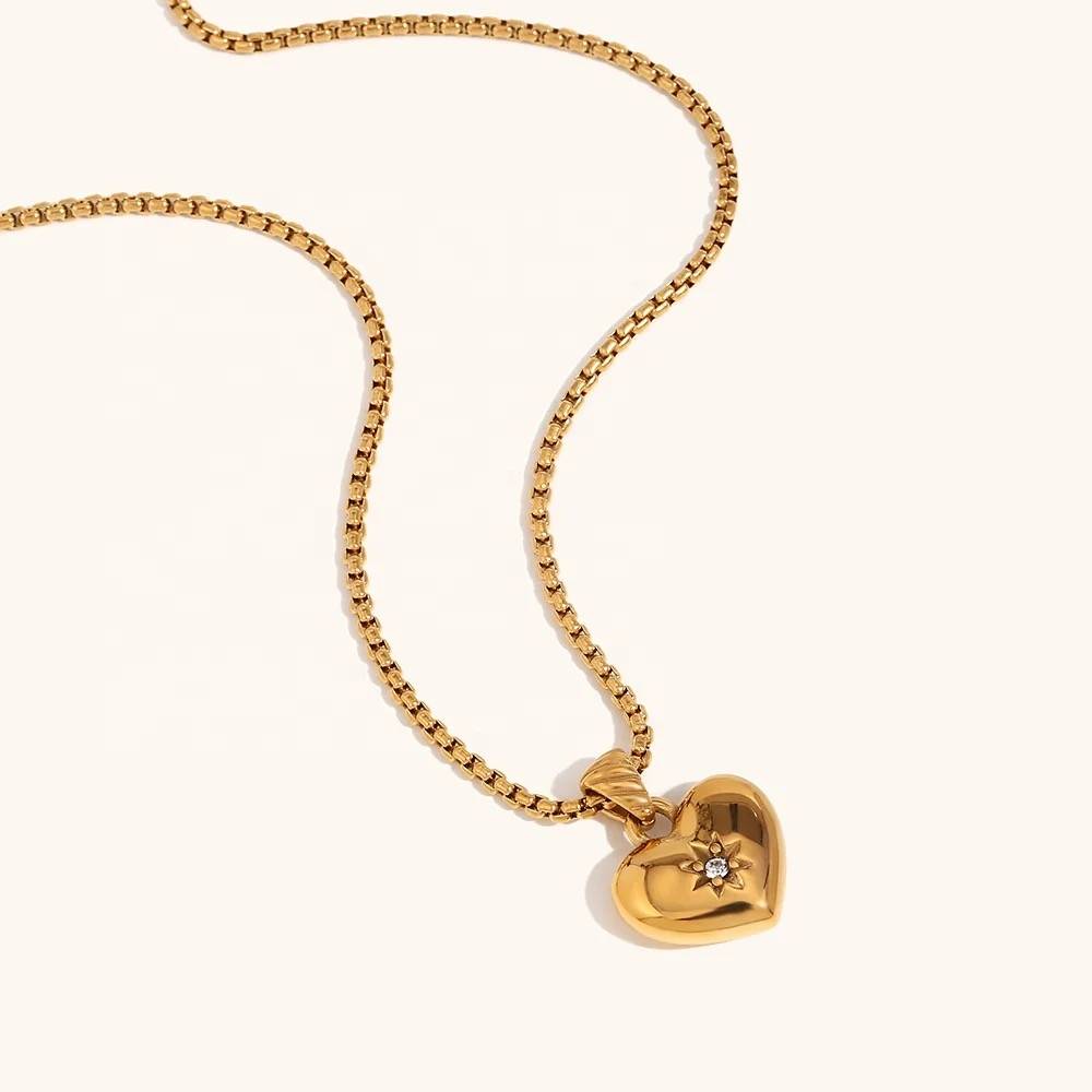 18Kt Gold Plated Zircon Heart Lock Pendant Necklace With Rope Chain, Aditi : Aditi