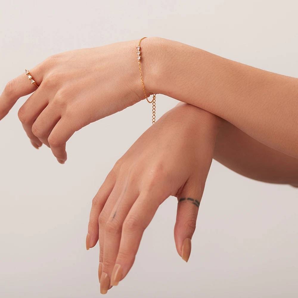 18Kt Gold Plated Minimalistic Arrow Rhinestone Crystal Bracelet, Ziva : Ziva