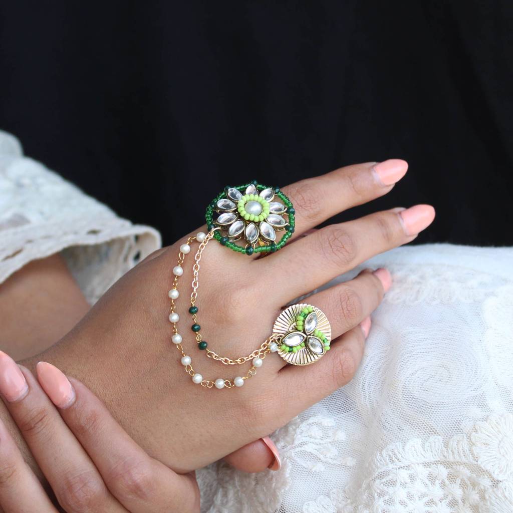 Clover-Inspired Two-Finger Ring : ACR068