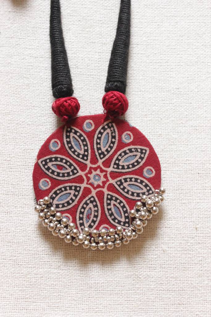 Fabric Beads And Metal Necklace Set With Dangler Earrings : ALT-Jew-krishna-24-1