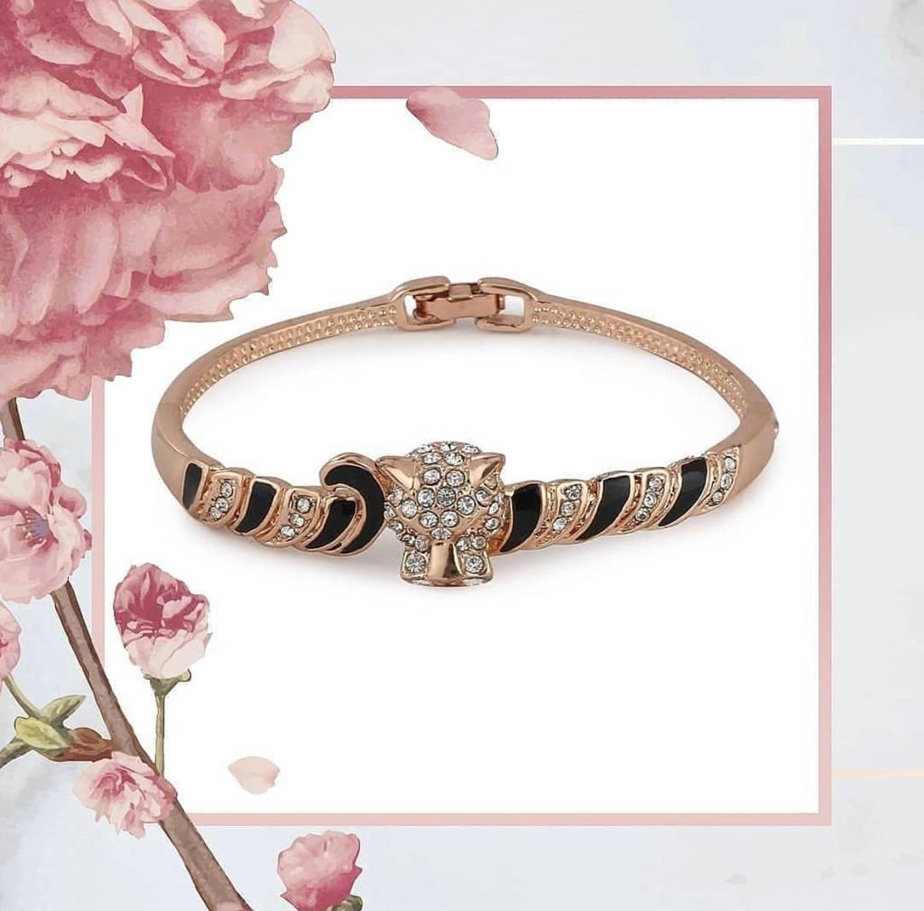 Estele Rose Gold Plated Kada Bracelet With Enamel & White Austrian Crystal For Girls & Women : 101721BR