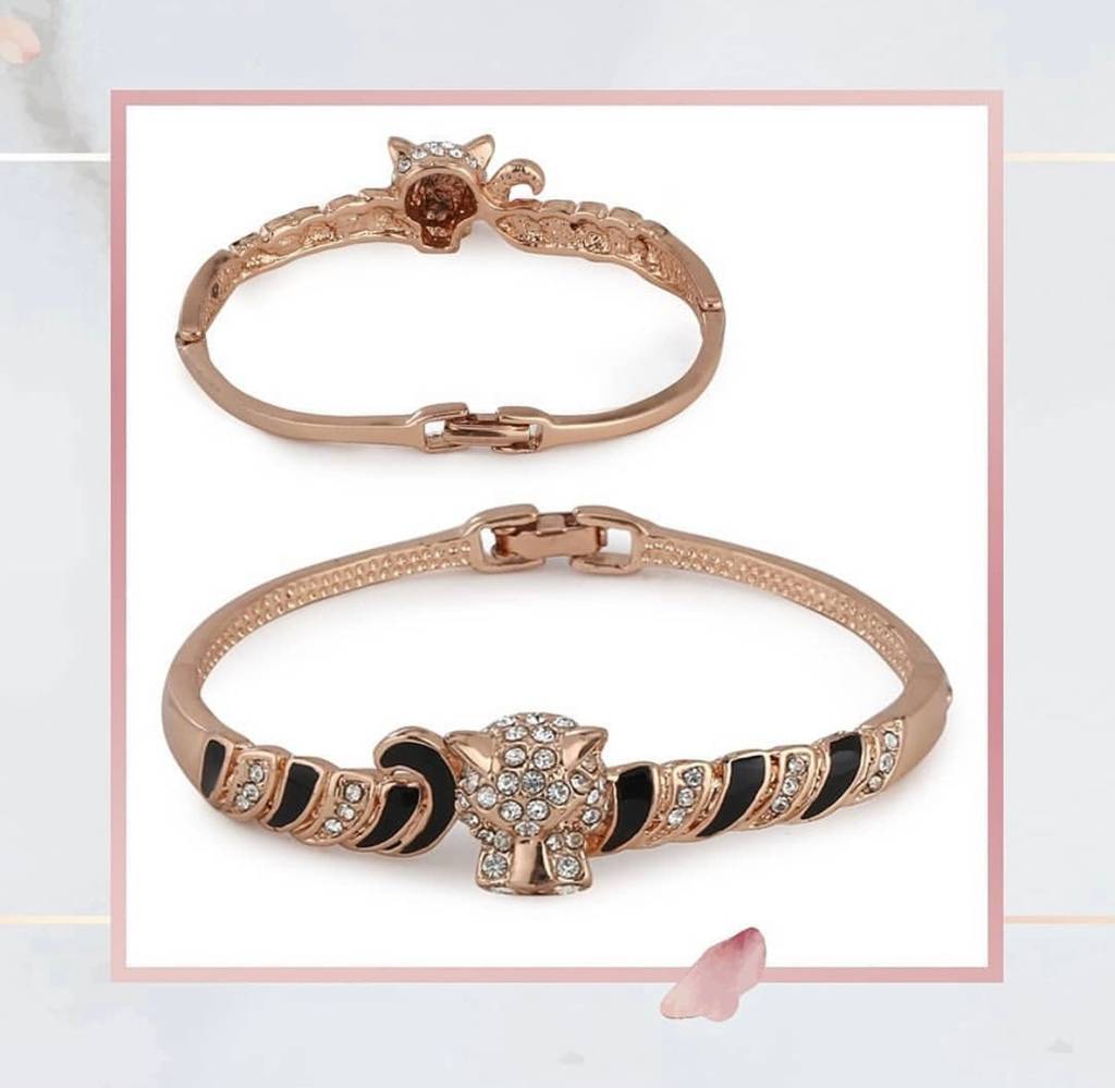 Estele Rose Gold Plated Kada Bracelet With Enamel & White Austrian Crystal For Girls & Women : 101721BR