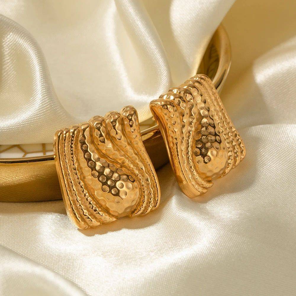 18Kt Gold Plated Chunky Textured Rectangle Stud Earrings, Advika : INADVIKA