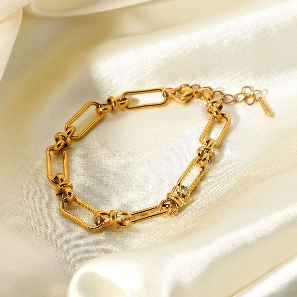 18Kt Gold Plated Paperclip Statement Bracelet, Catalina : INCATALINA