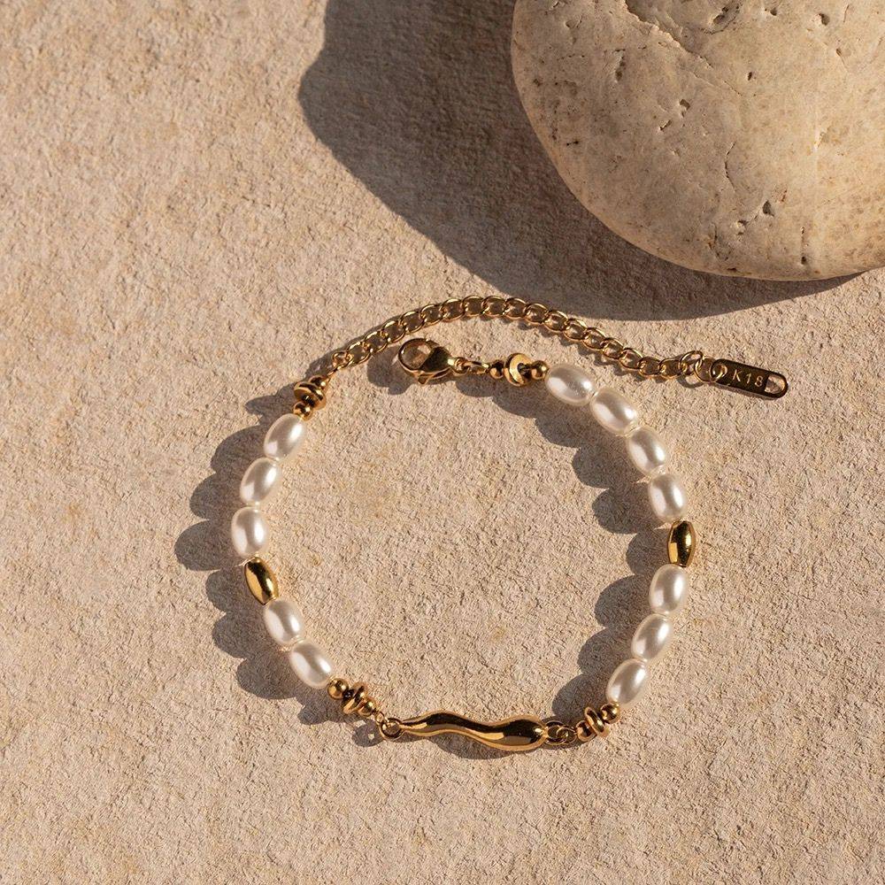 18Kt Gold Plated Glass Pearl Beads Chain Bracelet, Harper : INHARPER-1