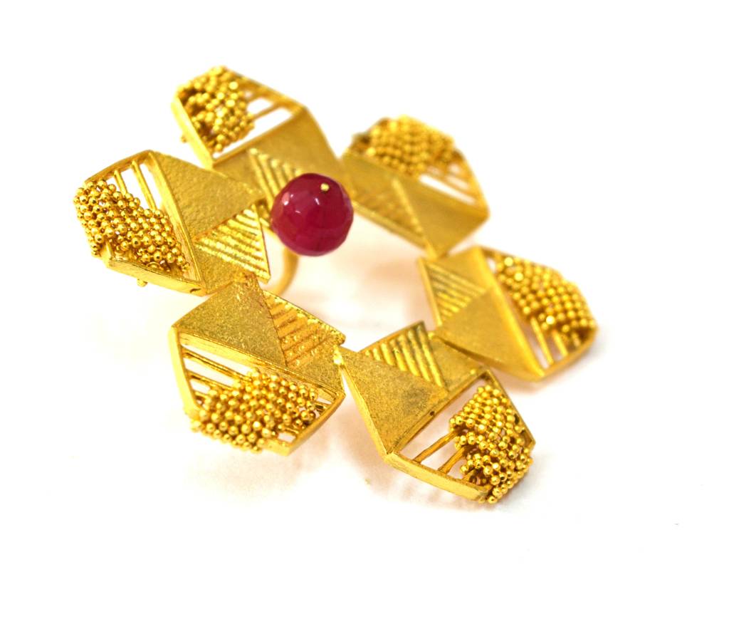 Hexa Floral Ring : ITRG18