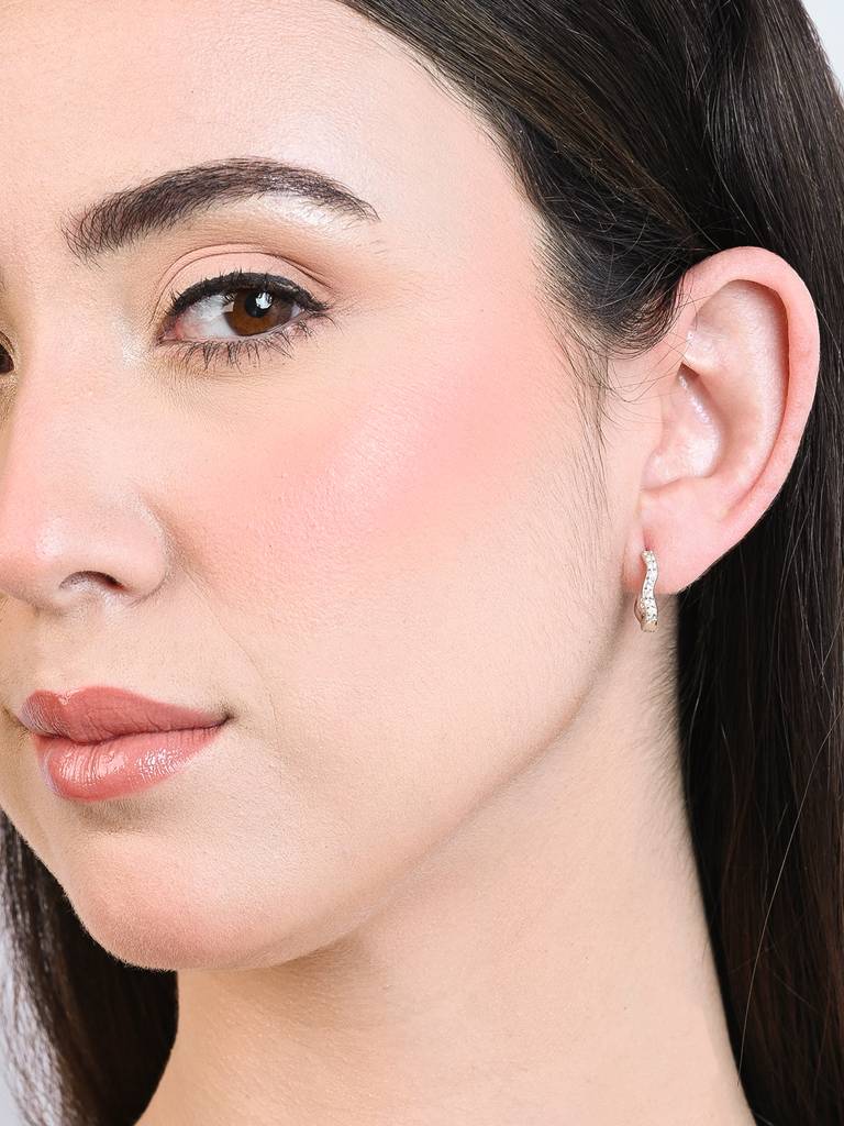 Wavy Cz Silver Hoop Earrings : IWER2154