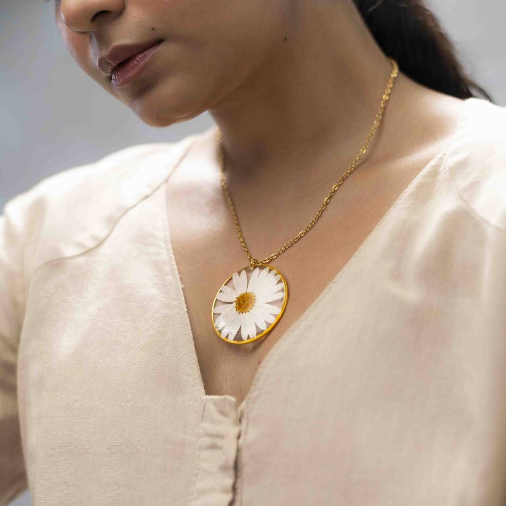 Morning Dew Necklace : MorningDewNecklace