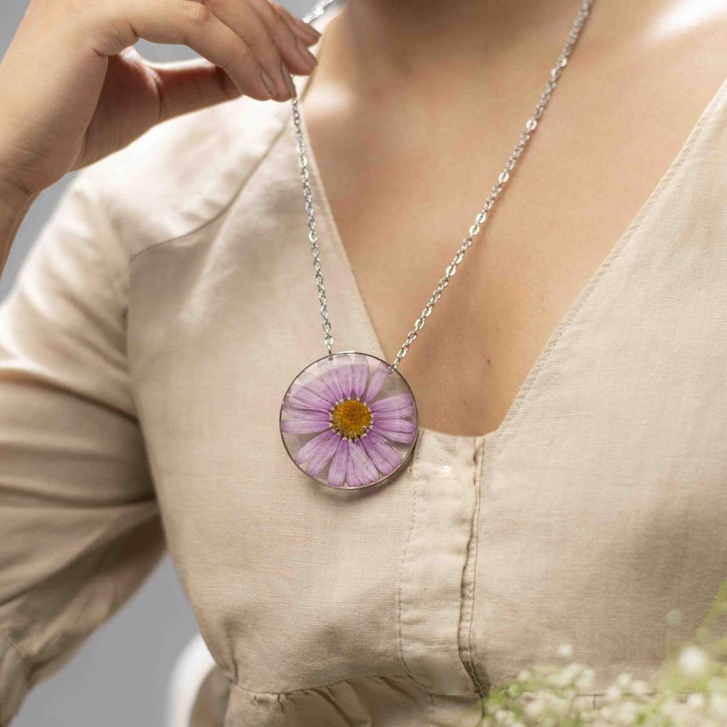 Purple Dawn Necklace : PurpleDawnNecklace