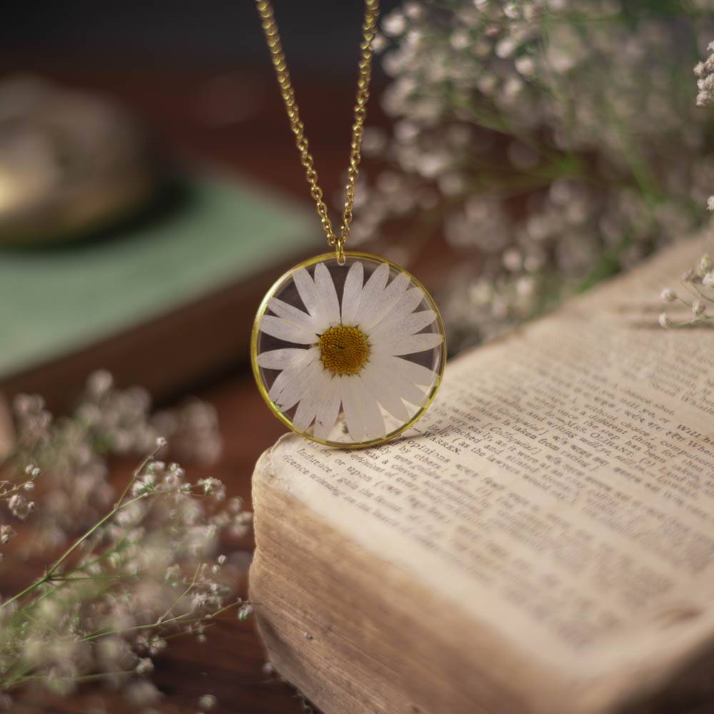 Morning Dew Necklace : MorningDewNecklace