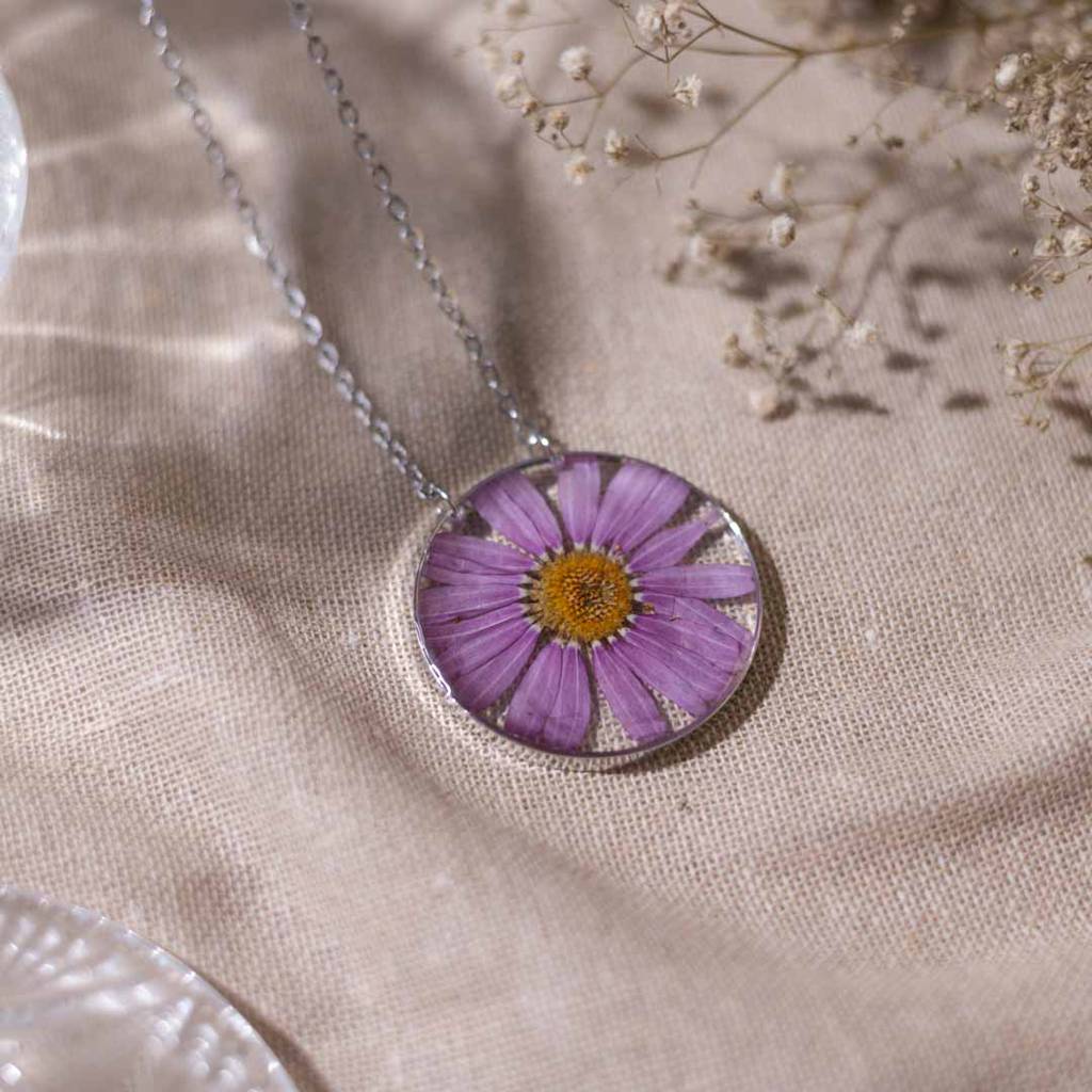 Purple Dawn Necklace : PurpleDawnNecklace