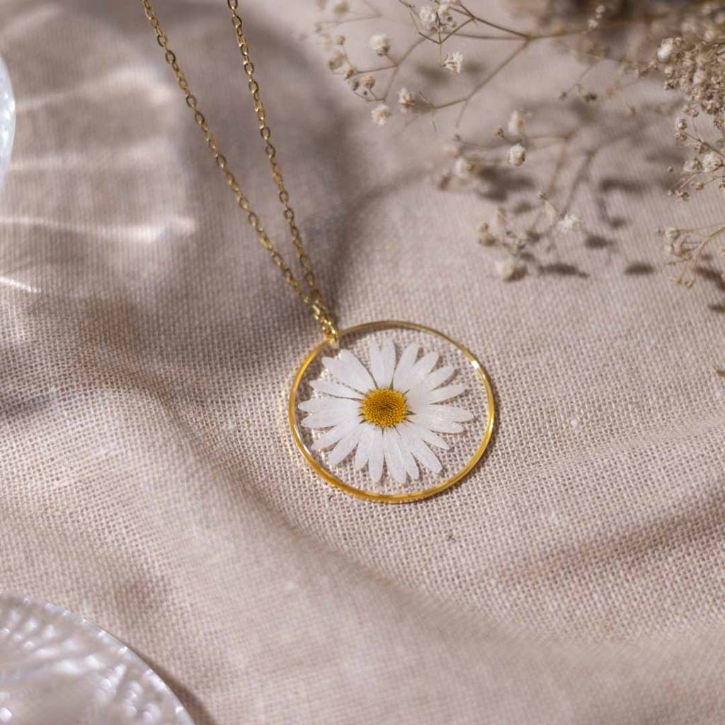 Morning Dew Necklace : MorningDewNecklace