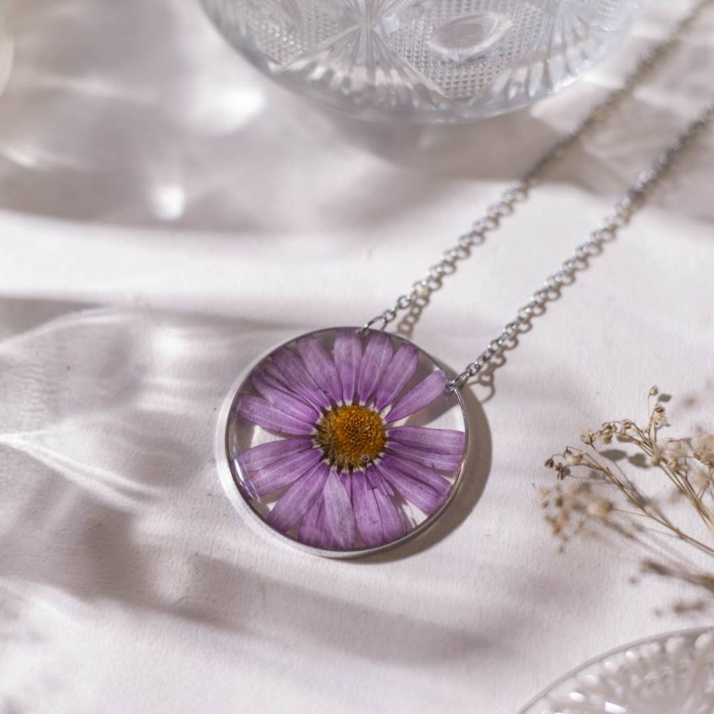 Purple Dawn Necklace : PurpleDawnNecklace