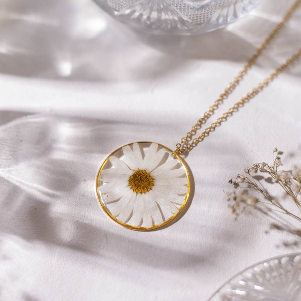 Morning Dew Necklace : MorningDewNecklace