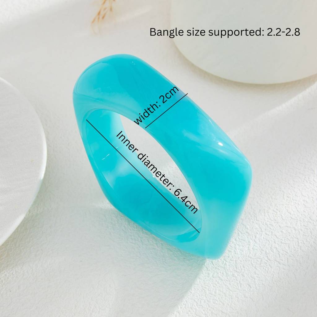 Chunky Wide Edge Rounded Square Polygonal Acrylic-Bangle : ADN0825B2252BL