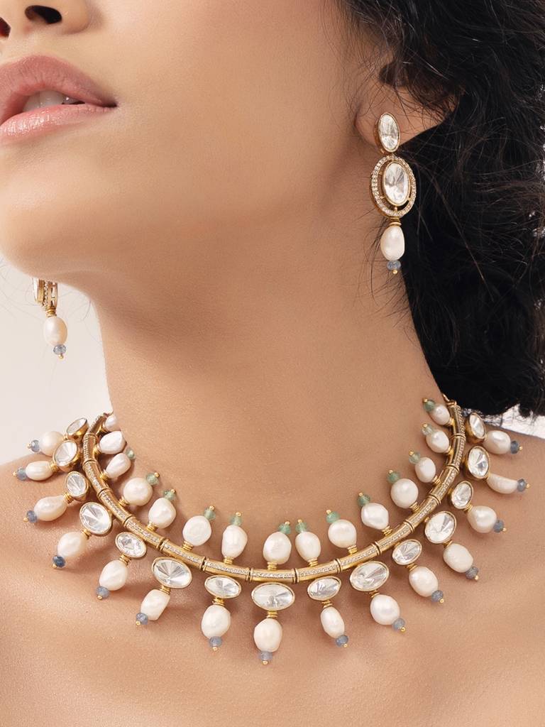 Polki-Pearl Vibrant Choker Necklace Set. : JBR24AUHMCOL1457