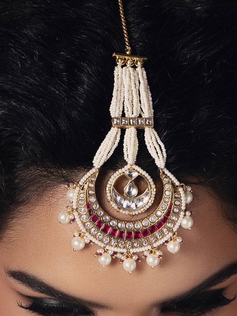 Polki-Pearl Classic Maang Tikka. : JBR24AUHMCOL1485