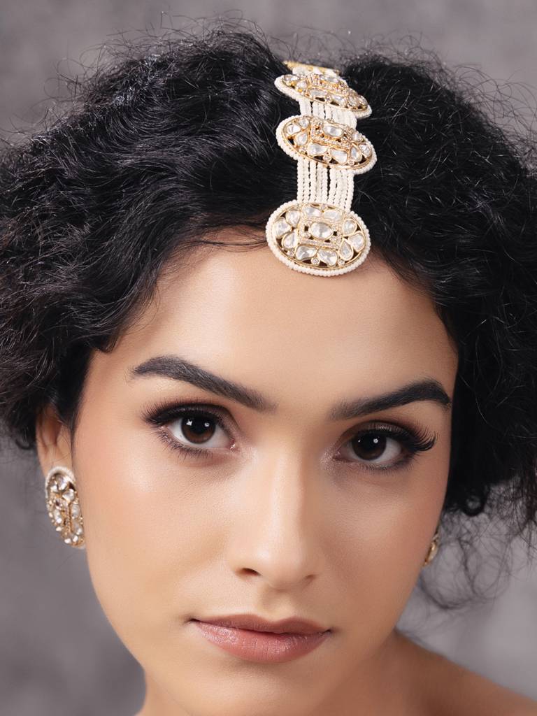 Polki-Pearl Elegant Maang Tikka : JBR24AUHMCOL1486