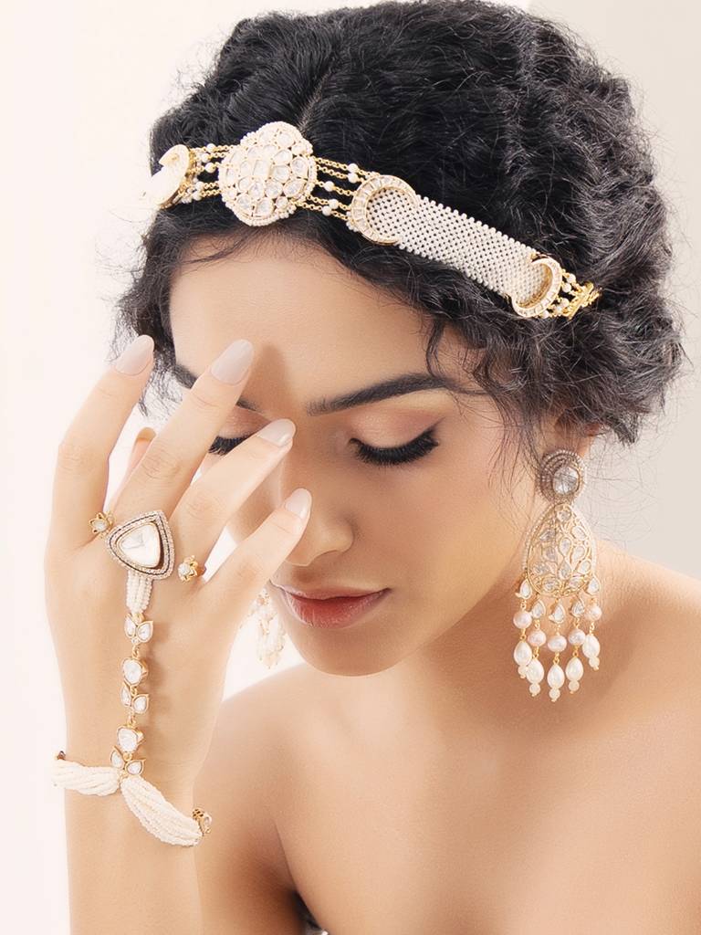 Royal Court  Head Gear : JBR24AUHMCOL1526