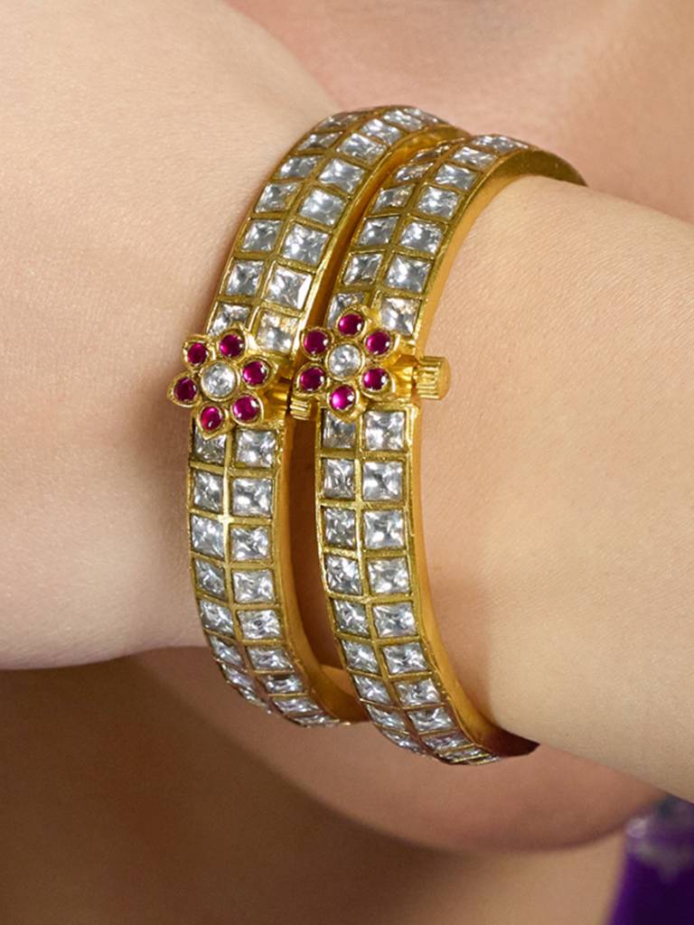 Lustre Era Stone Bangles : JBRAUG2796