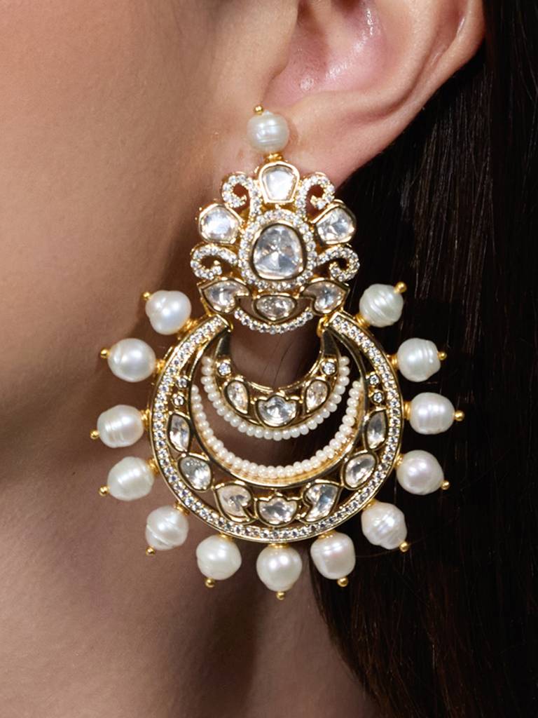Sovereign Pearl Chandbalis : JBRAUG2832