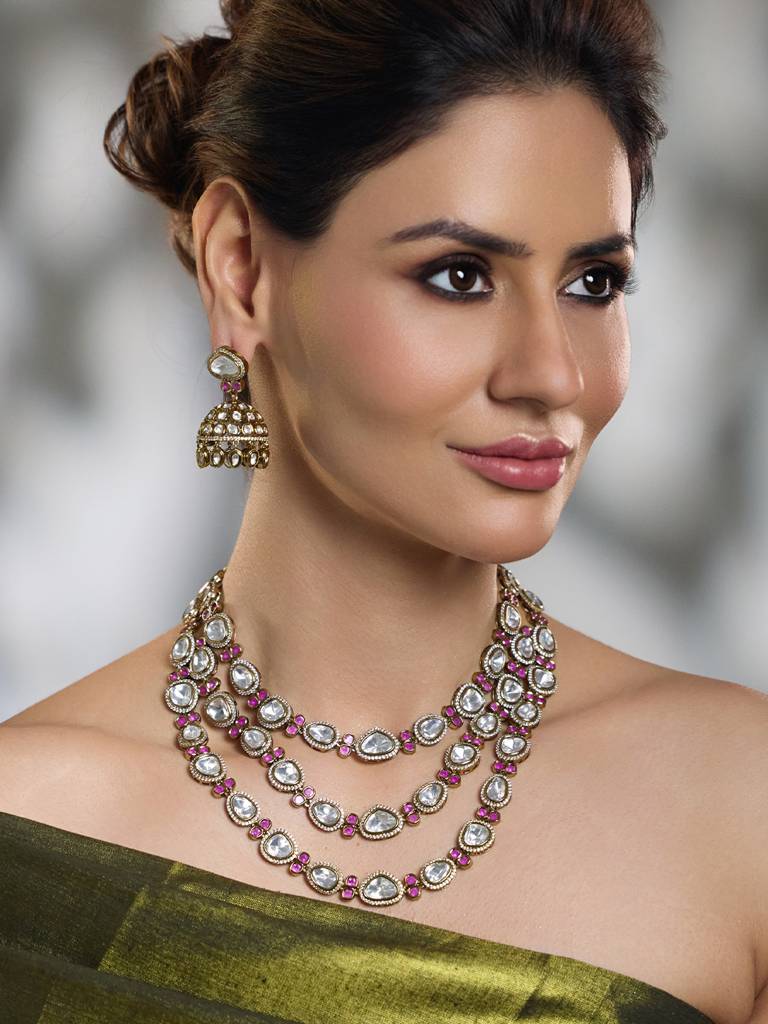 Rajvanshi Layered Kundan Set : JBRAUG2953