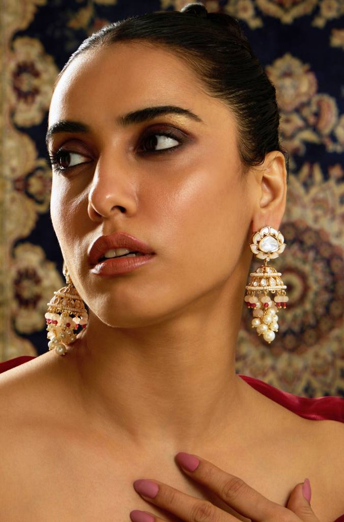 Ivory Blossom Jhumka Earring : JBRITIER15