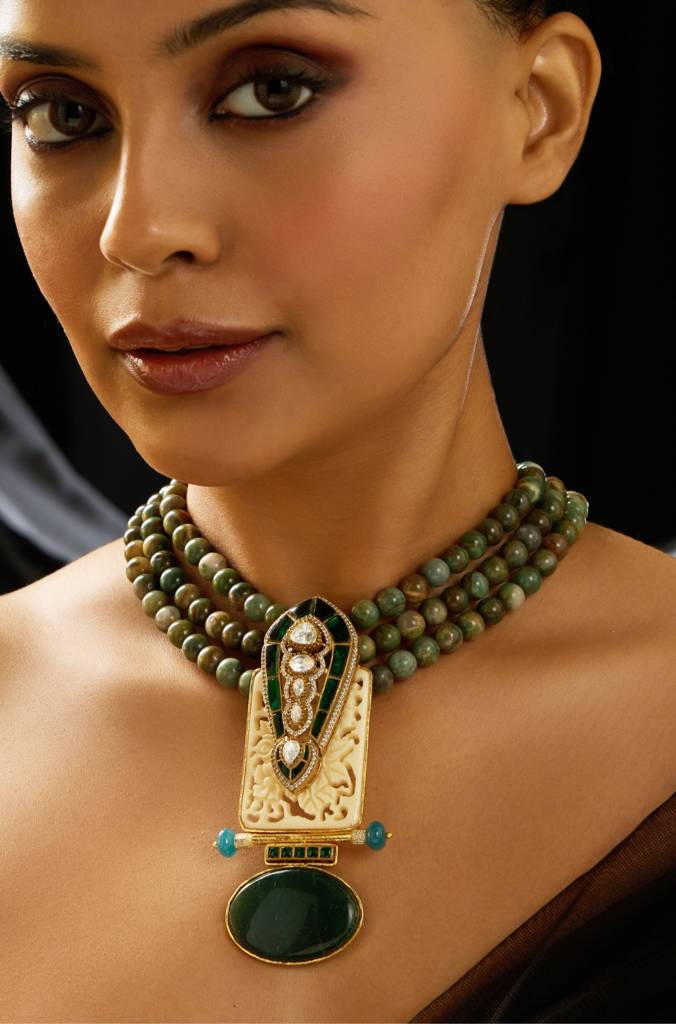 Cream Essence Fusion Beaded Necklace : JBRITINKS14