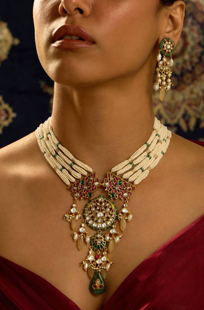 Regal Prowess Pearl Adornments : JBRITINKS48