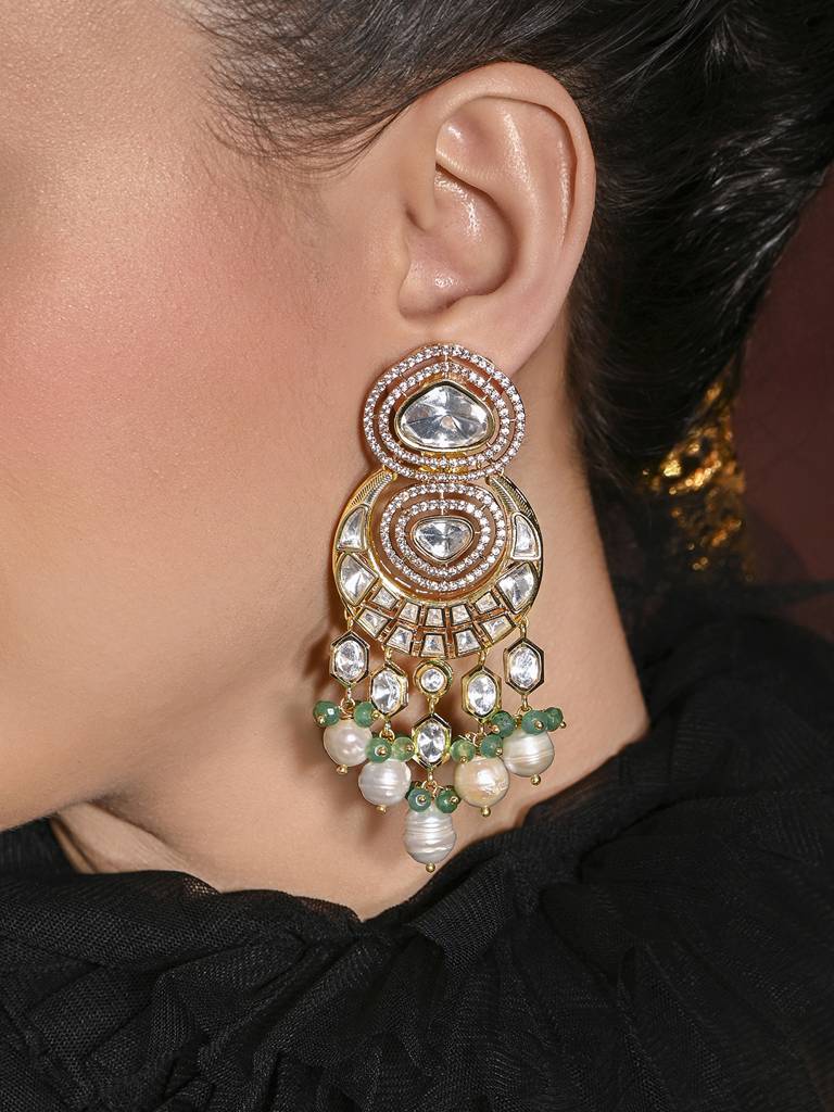 Glam Green Dangler Earrings : JBRMR24ER14