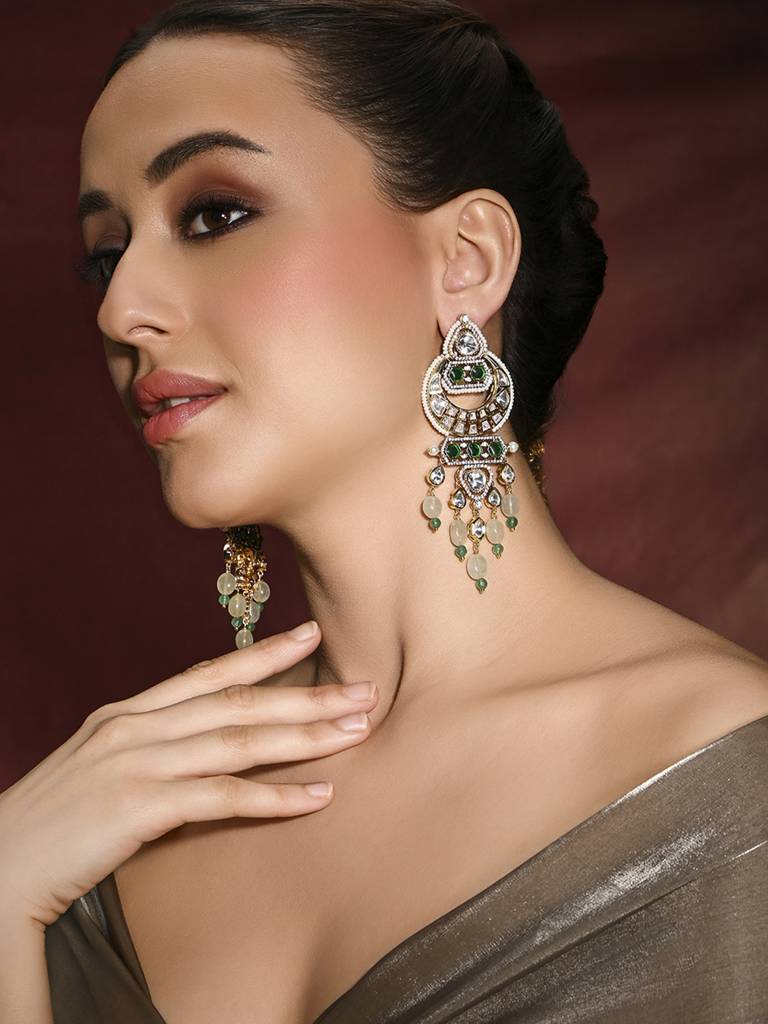 Dazzling Dangler Earrings : JBRMR24ER17