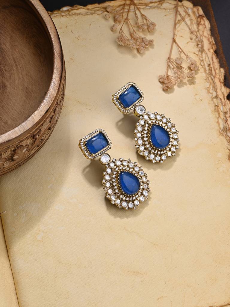 Bedazzling Blue Dangler Earrings : JBRMR24ER24