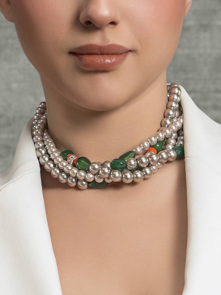 Illumine Pearl Choker : JBRMR24NK1