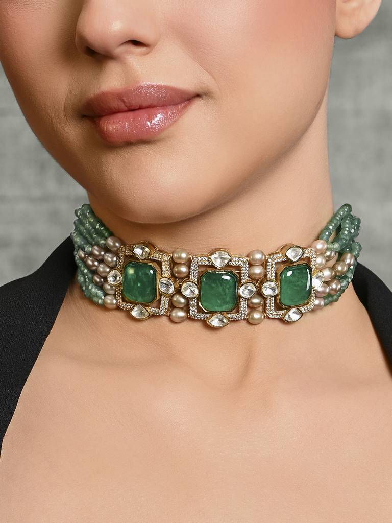 Charismatic Beaded Choker In Green : JBRMR24NK15